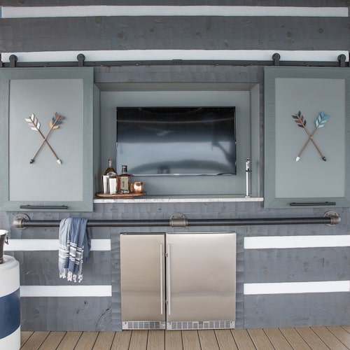 Boat Hose Entertainment Area