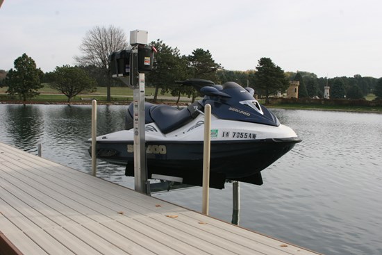 FS Dock-Mount PWC Lift 05