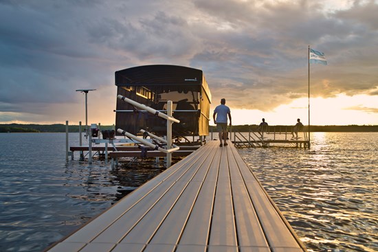 ShoreStation Boat Lift